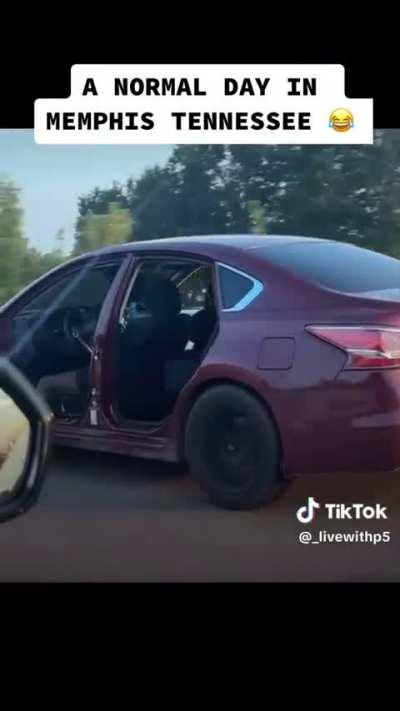 A Nissan Altima driver just casually driving ofc