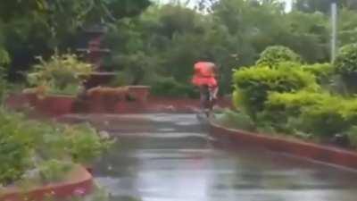 लमाओ, डेड