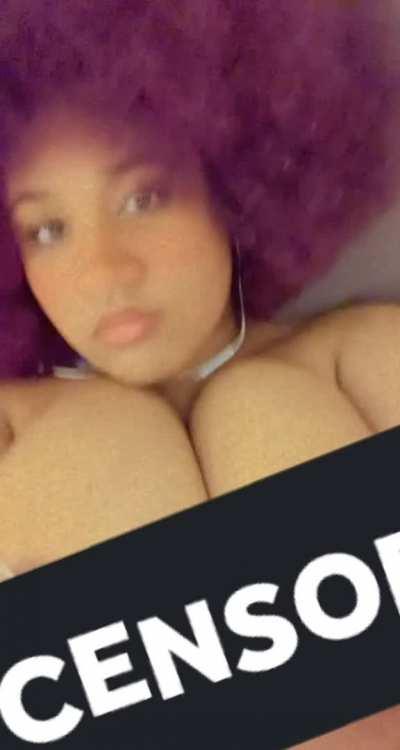 i know you love my face and tiddies 😚 sub to my onlyfans for only $7 to see it all uncensored! 💜