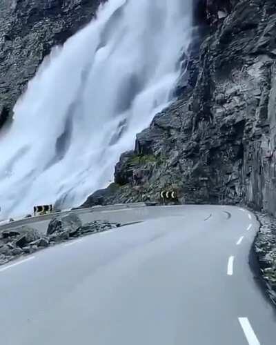 🔥 Waterfall in Norway