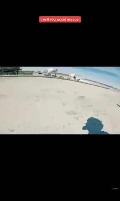 Parkour prison escape