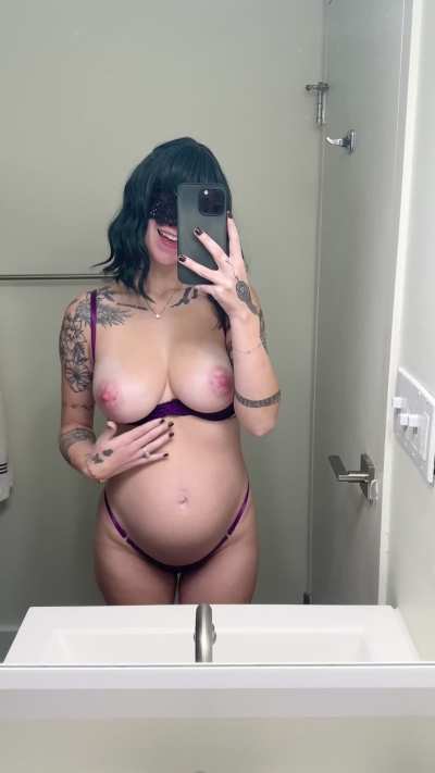 Just here to brighten your day 💜