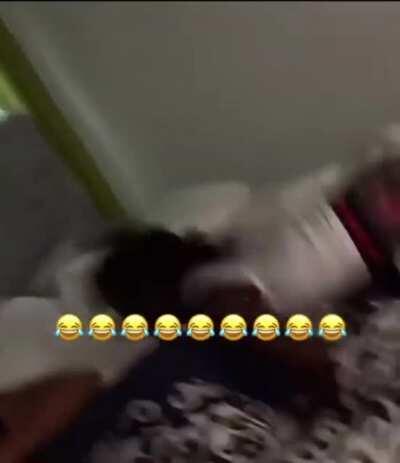 Look at kai dumbass😂😂😂