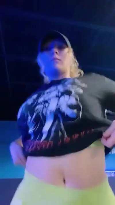 My Sexy Aphrodite Nikkita Lyons