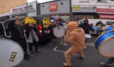 La banda de reddit esperando al domingo (capaz pierden con Massa)