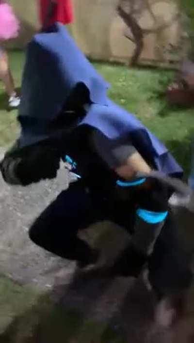 Omen is drunk AF, someone rehabilitate him pls