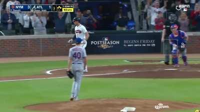 [Highlight] [Highlight] Chris Bassitt walks in a run.