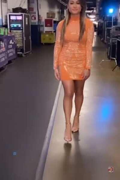 Kayla Braxton in slow-mo