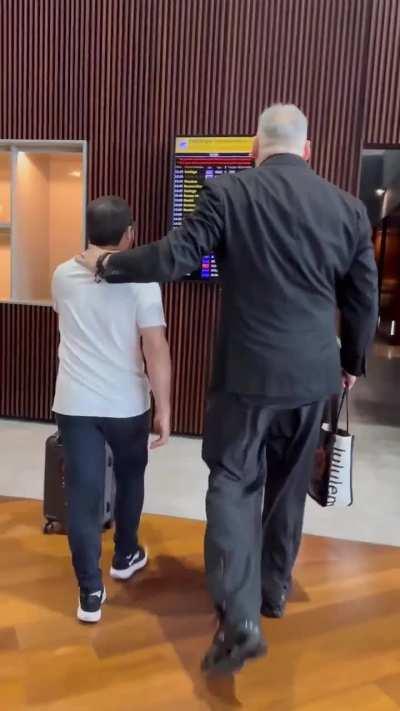 Deitar o diabo na porrada