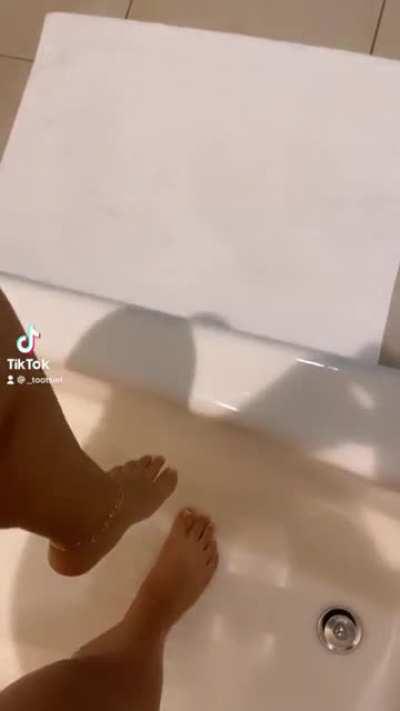 Fresh out the 🧖🏽‍♀️