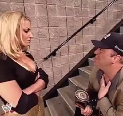 Trish on Raw 5-02 IG