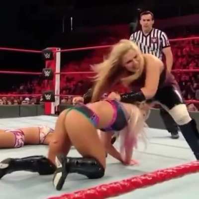 Alexa Bliss gets wedgied