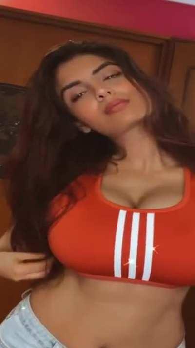 Show me bigger tits than this , I bet u can't. She's a cow Anveshi Jain . Indian actress