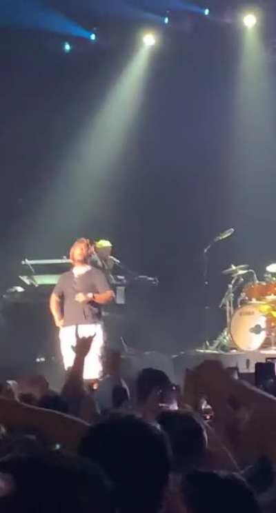 Best day of my life, can't believe he died, he was always my favorite and he will be forever, what a concert 🖤 999