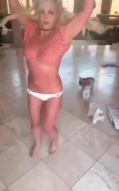 The darker the eyeliner.