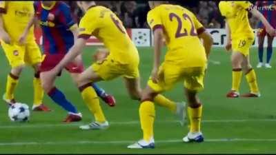 Messi gambeteando arqueros