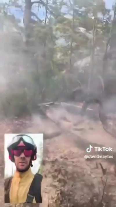 Incendio forestal en Loma de la Chancha, cerca de Río Turbio en Chubut