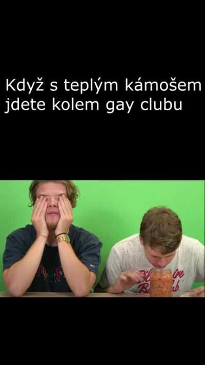 Když jdeš s kámošem