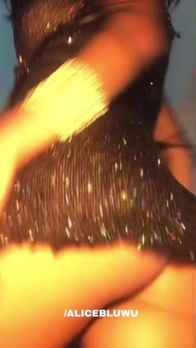 A nice and sexy dance for my daddy!