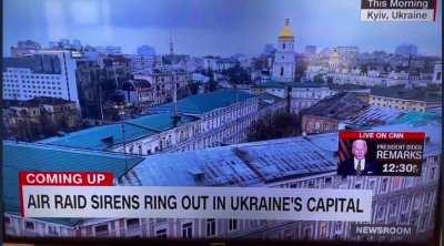 We interrupt this broadcast for….chicken and beer. (sound on)