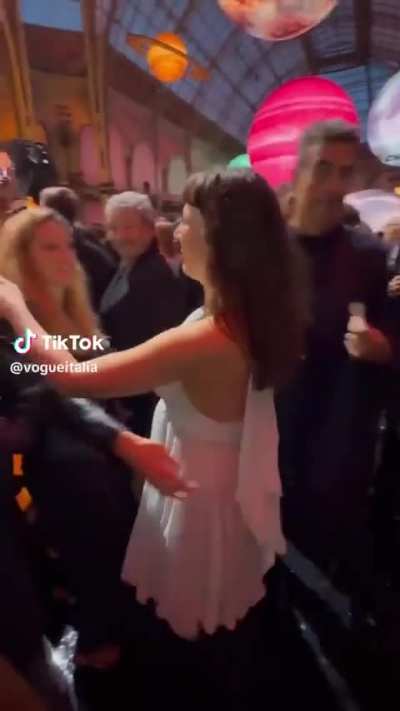 Pregnant tokyo is such a goddess❤️🔥