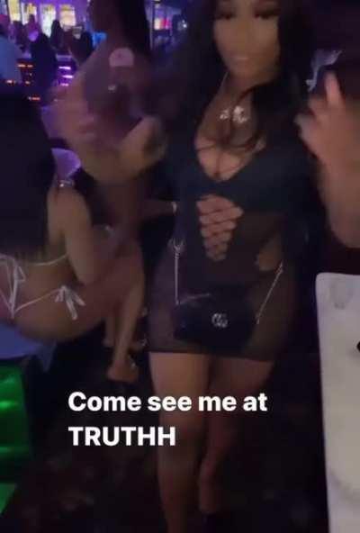 Cheecked up on a Thursday afternoon