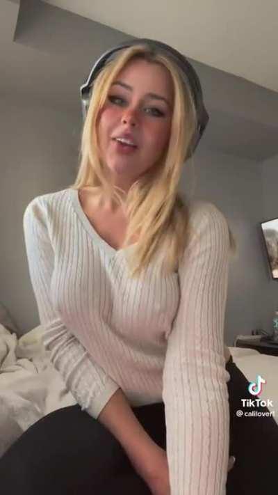 Huge tits (missmercedesblanche)