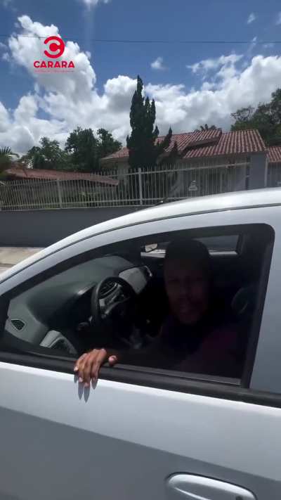 Virou estampa de camiseta.