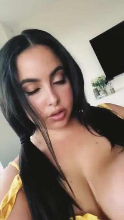 Who likes cute girls with big tits?