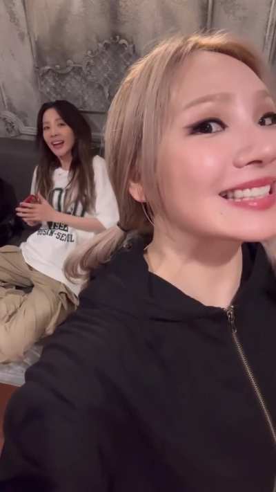 CL Insta story (240828) feat Dara and Minzy