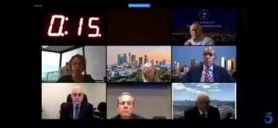 One man. 30 seconds.