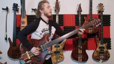 Hiya folks, any idea what beat should go with this groove? I like it solo but maybe a beat would be cool! Cheers