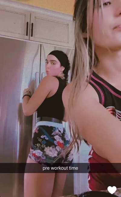 Sommer pre workout with her sister (Snap August 2023)