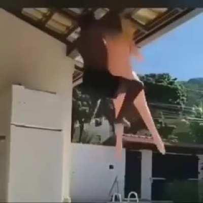 Pessoas antes de trilhar o caminho de campeão 😳👉👈