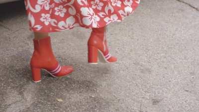 Caroline Vreeland shows us everything