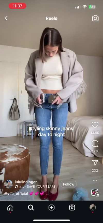 Insta girl gives good stretch 