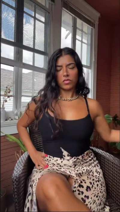 Jasmine Sherni (@jasminesherni_)