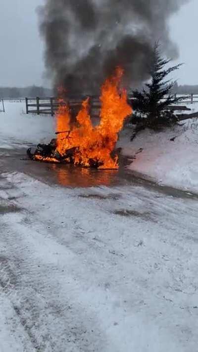 I’ve been restoring some old snowmobiles at my brother’s cottage on the weekends for a few months...this one was 99% ready to ride except for an issue with the brakes rubbing (and getting extremely hot). Told my brother not to ride it until I fixed the br