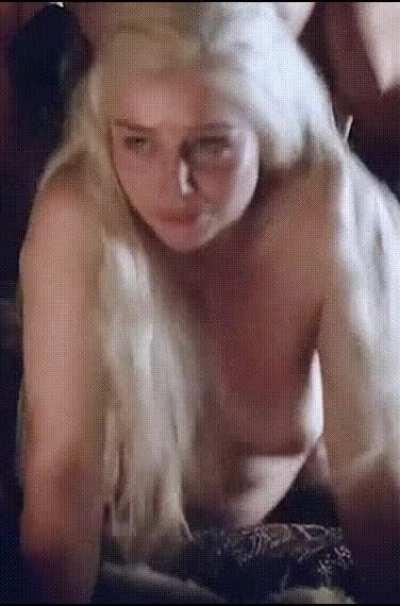 What Emilia Clarke daydreams about