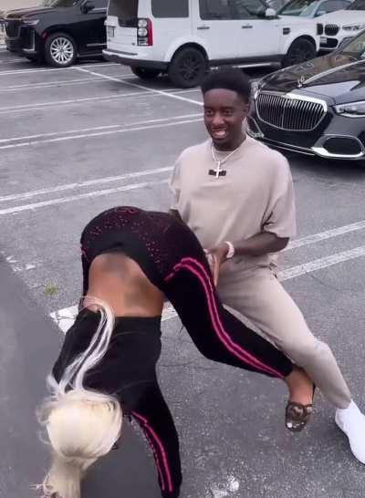 Mannnn, I would’ve caught that ass boy. He ain’t know what to do with it.