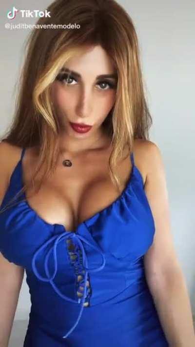 @JuditBenaventeModelo 😏🔥🔥 JUDIT BENAVENTE