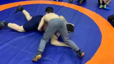 125lb Greco Roman wrestler Karelin lifts a 285lb man from the ground.