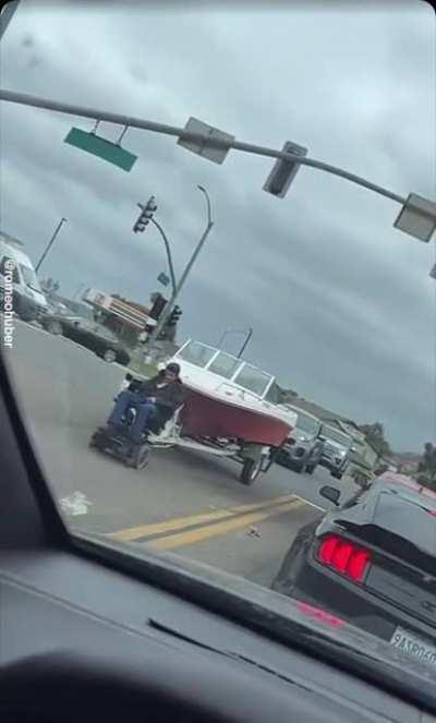 What in the world is this??Dude literally went too far😅😅🤣