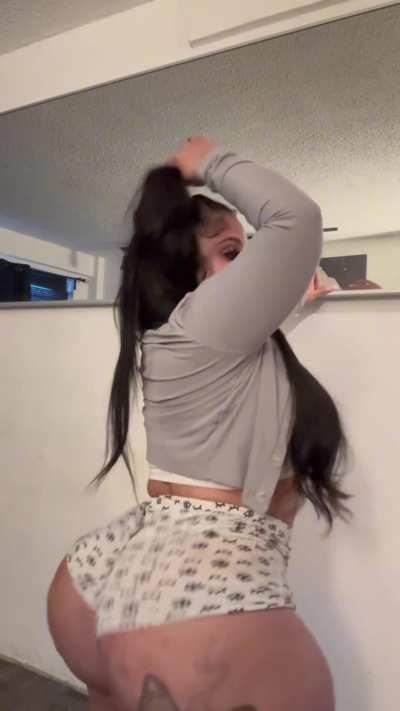 Full video for you guys 🫶🏻 Ik you love seeing this ass shake