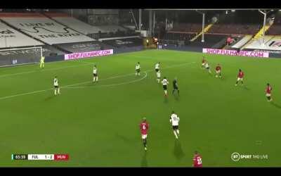 Beautiful Build up Play for Cavani Chance