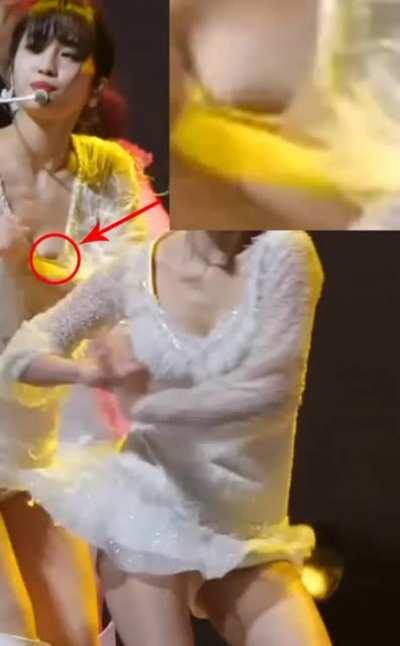 Twice Momo - Nip Slip