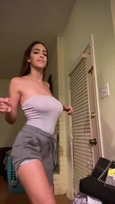 Lowkey Expression High Key Jiggle 🤯