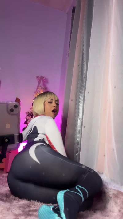 Spider Gwen by me (girlasenet)