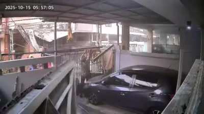 [LOUD] turn your volume down. Exploision caused by gas leak in residence.