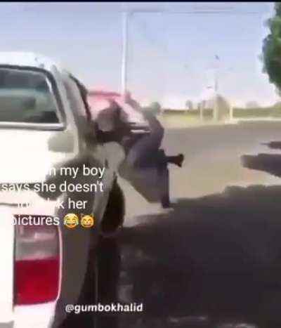 Hell naw 🏃🏽‍♂️💨